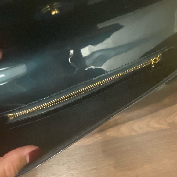 Discontinued Louis Vuitton Sobe Clutch - Picture 4 of 6